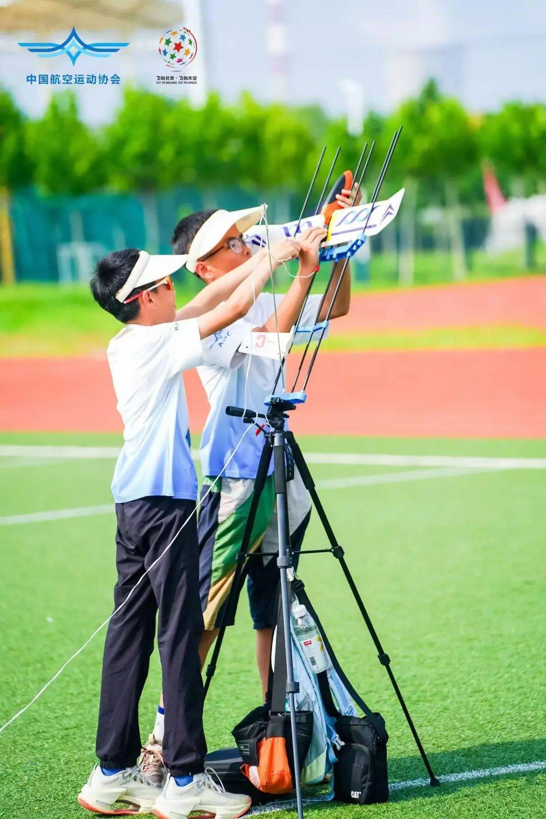 青少年航模比赛图片