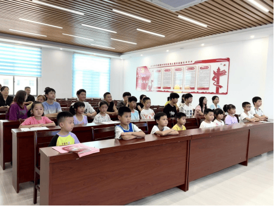 民生实事99青翼守护 | 新县青少年心理健康服务进村(社区)行动走进