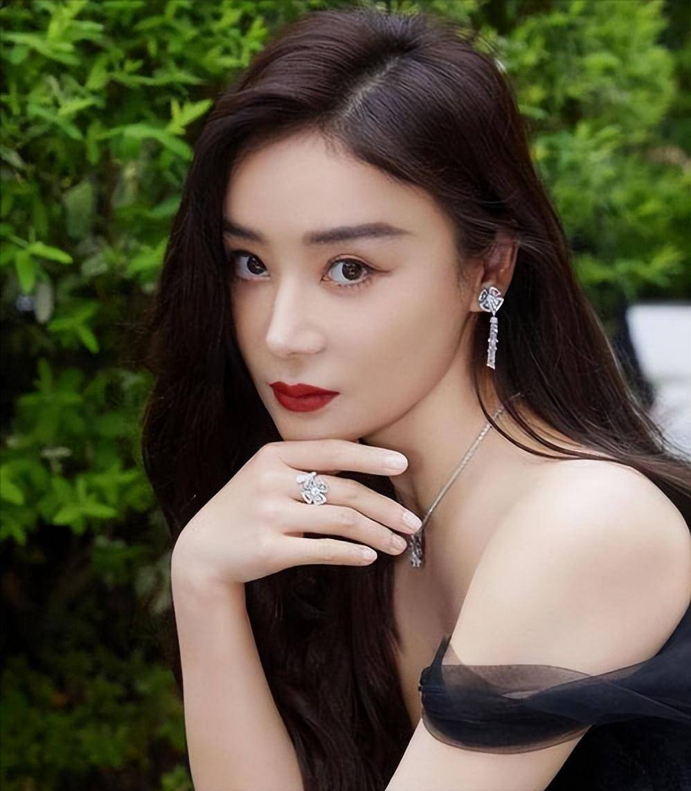 风流成性?这一次,再多的名利都救不了37岁的"海王"袁姗姗