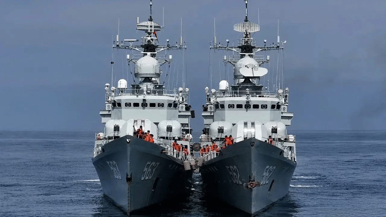 老同志江门号还在发挥余热,有战列舰那味儿,千吨级海军自主门槛_护卫