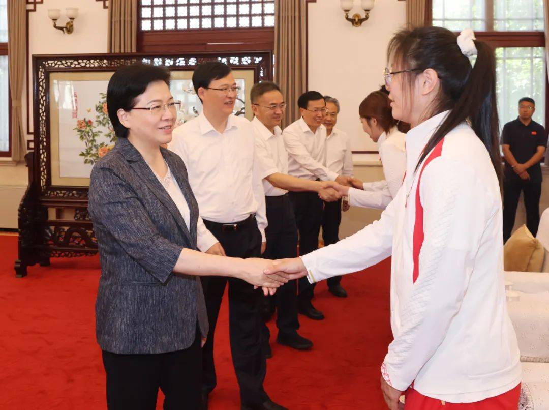 市领导与参加第33届奥运会的南京运动员座谈 韩立明陈之常龙翔王立平