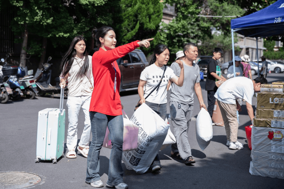 欢迎你!2024级新同学! 云南大学2024级新生报到工作圆满完成