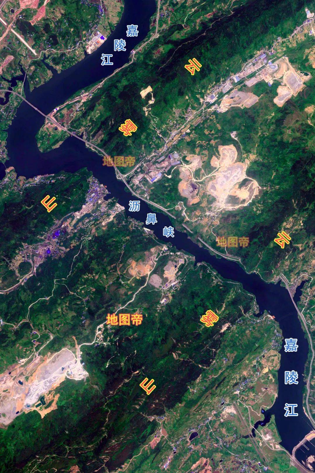 长江三峡中并无巴峡,杜甫 "即从巴峡穿巫峡"的巴峡在哪?