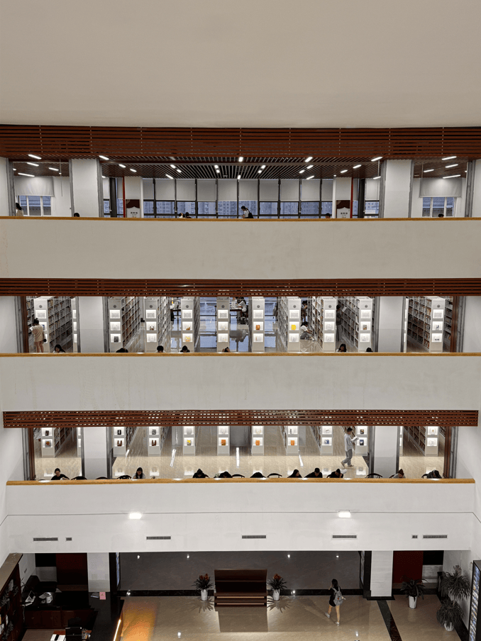 民族大学图书馆的微信公众号可以帮助你先人一步玩转西藏民大图书馆!