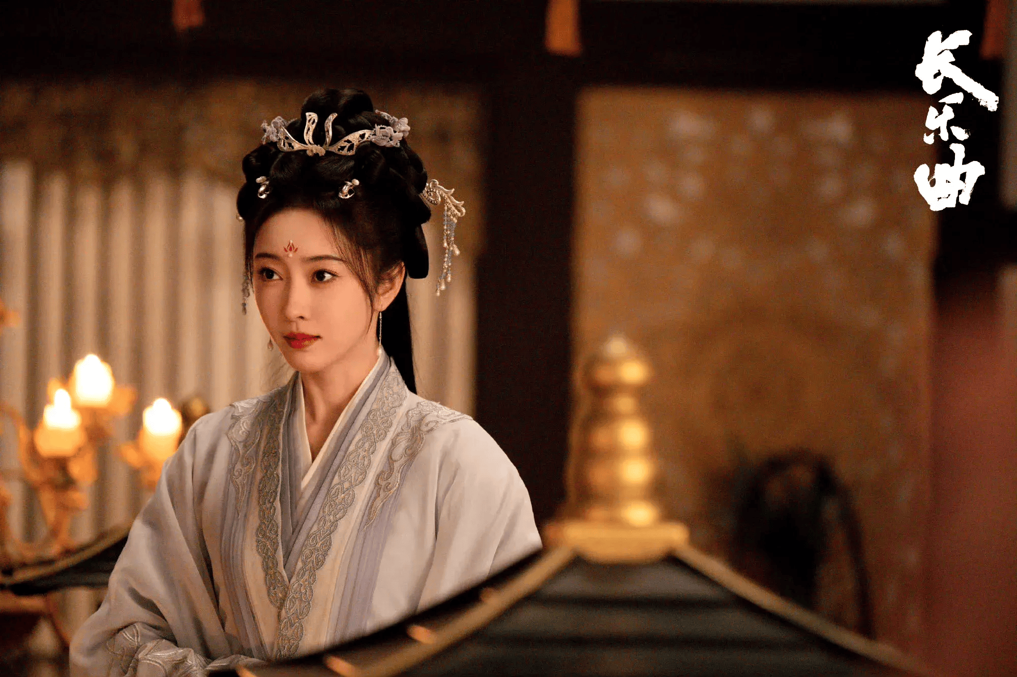 宣璐《长乐曲》古装造型:温婉端庄,国色天香!