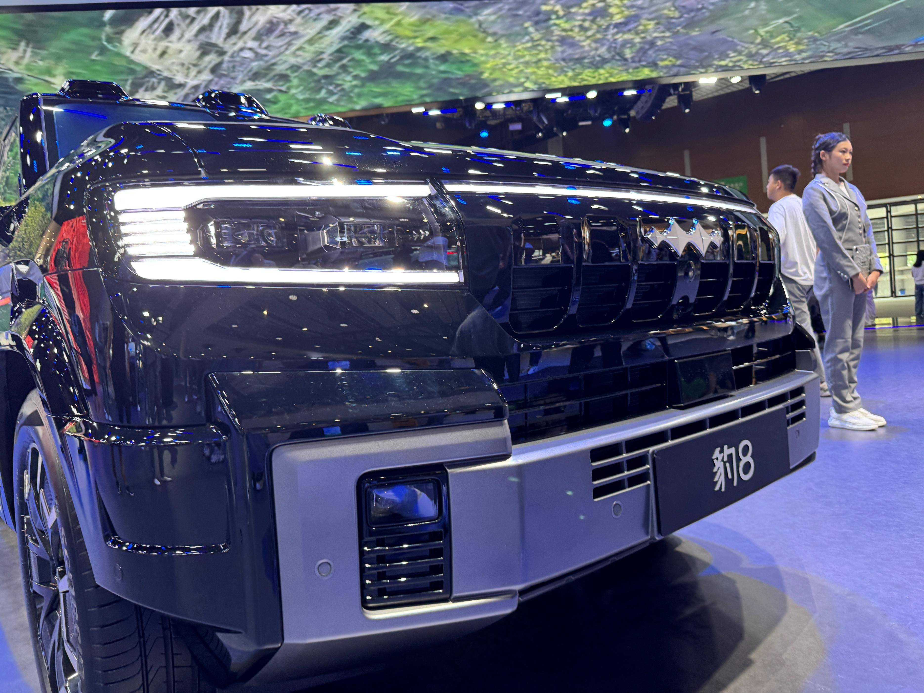 2024年第三季度上市!比亚迪方程豹 豹8亮相成都车展