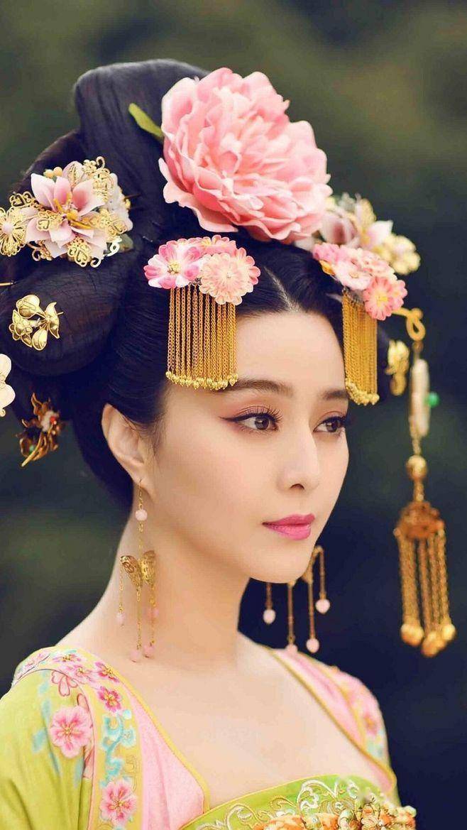 看看这5位女星,个个珠圆玉润,倾国倾城_杨贵妃_林芳兵_刘晓庆