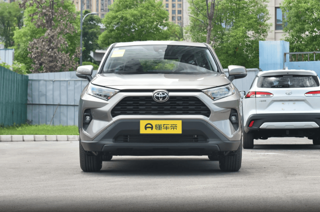 优惠5万,12万多可以买丰田rav4荣放,是否值得买?