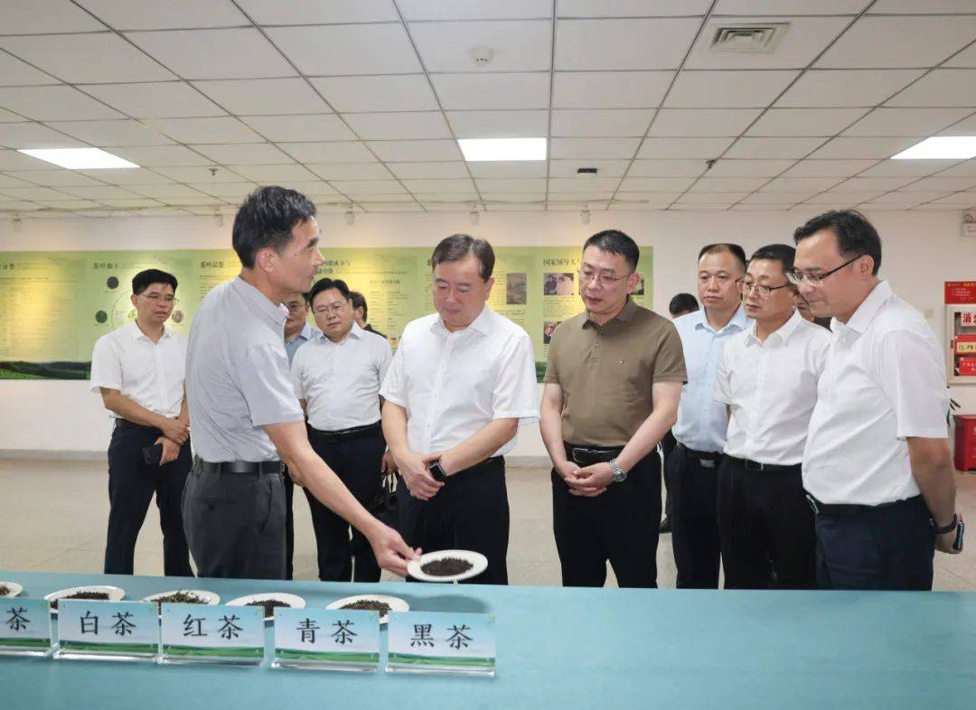 安徽农业大学与埇桥区人民政府签订全面深化战略合作协议