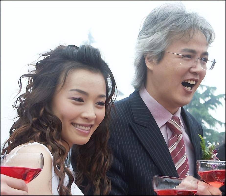 亿万富豪惦记普通人的钱,张庭被骂是活该_林瑞阳_曾哲贞_家庭