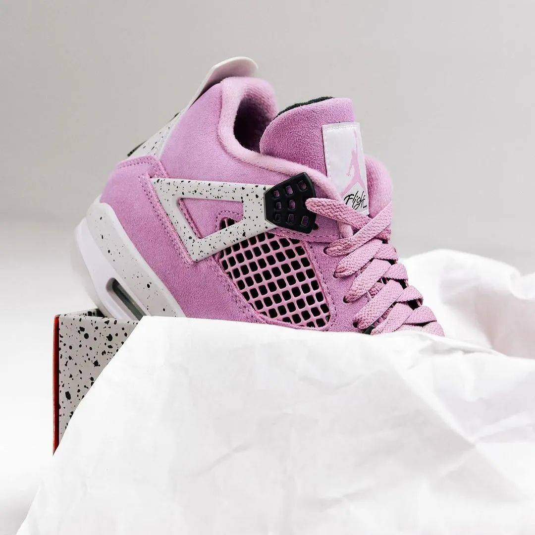 「樱花粉」aj4 上脚图来了!有点心动啊!