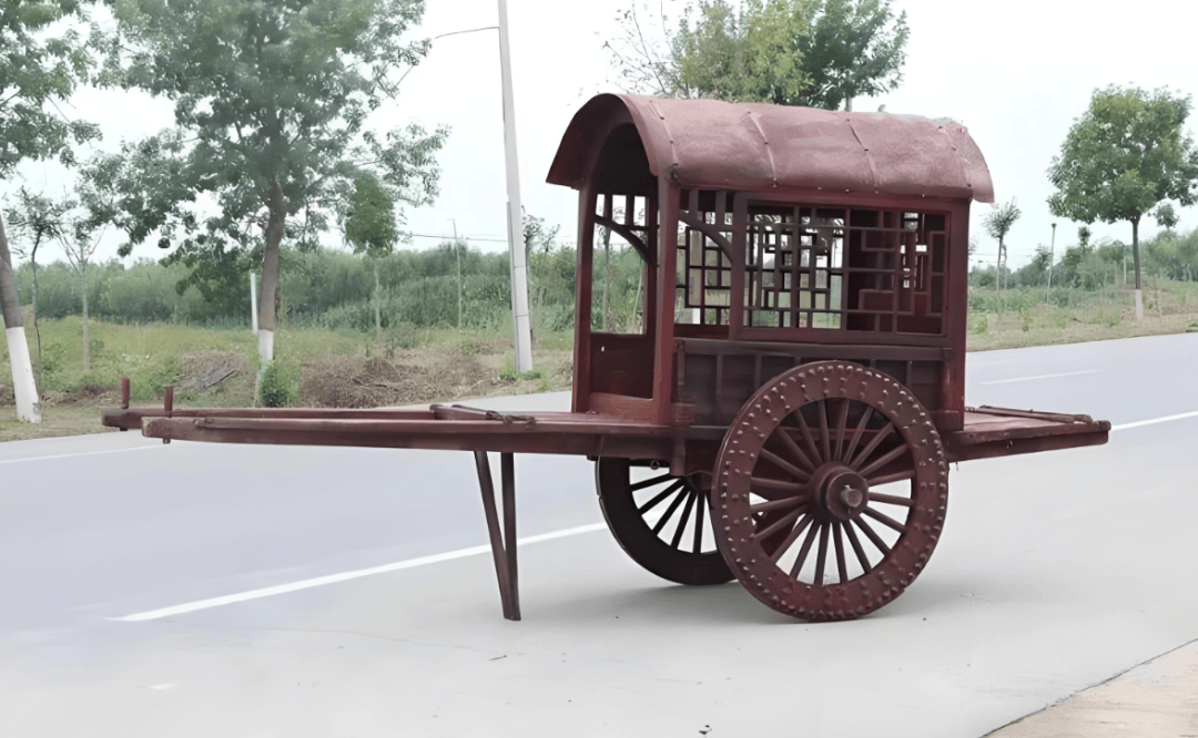 马车_石雕_粉盒