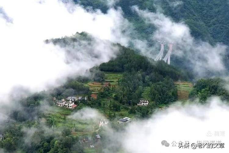 利川苏马荡景区图片图片