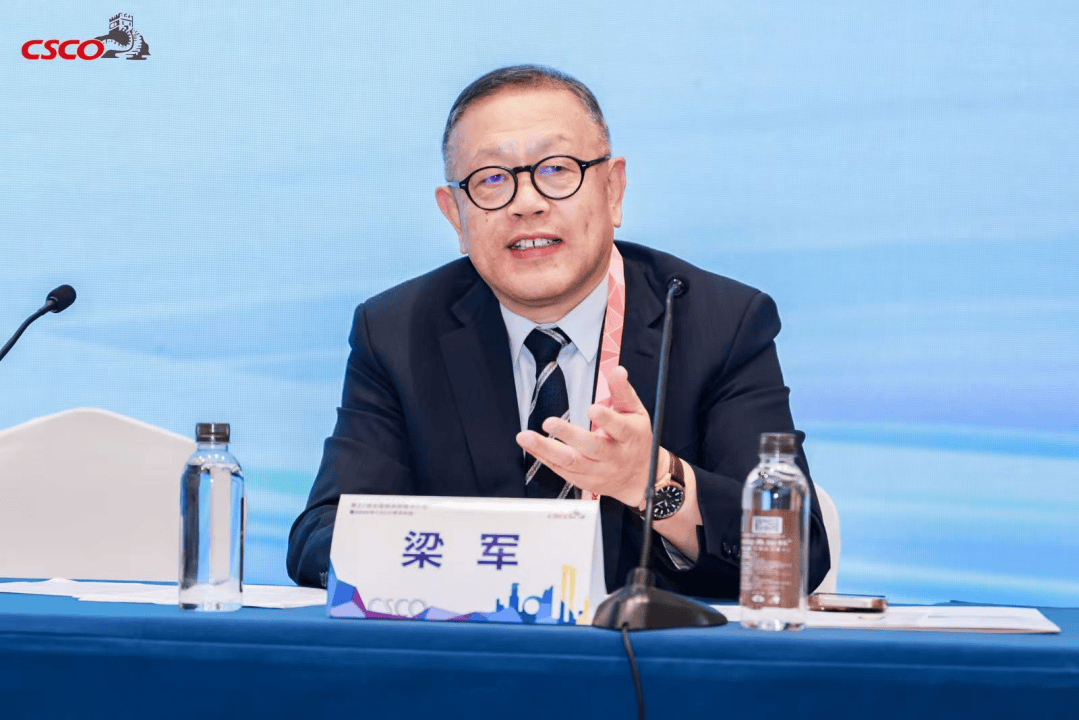 隆重开场:医途漫漫,守得云开见月明大会伊始,北京大学国际医院梁军