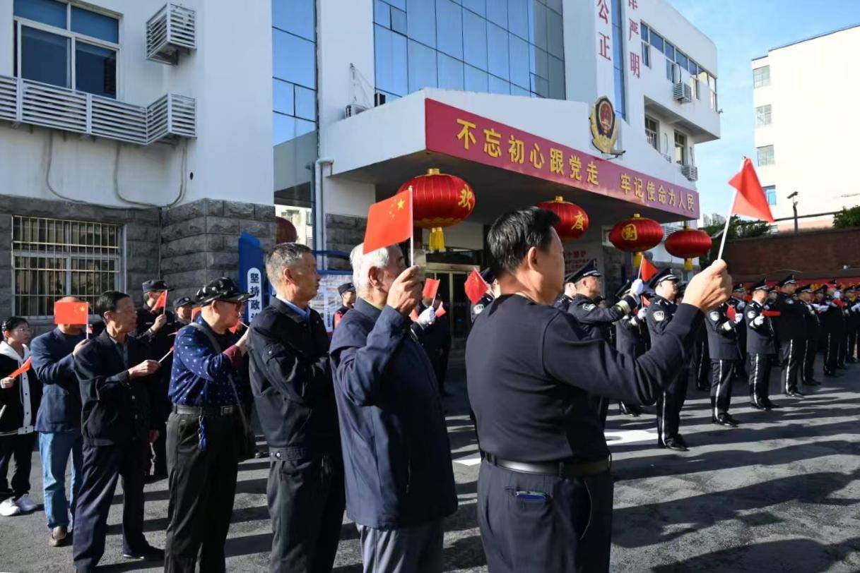 鹤山区区长邢玉富图片