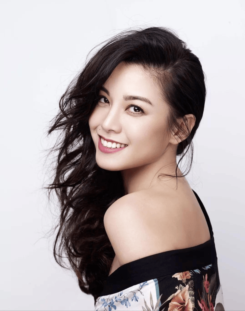 刘恺威前任廖碧儿:自曝2年10次相亲挤不进豪门?恋上容祖儿前男友