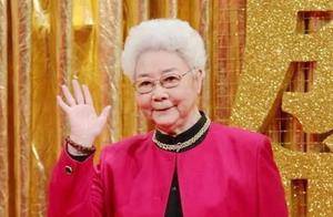 96岁田华荣获至高荣誉,家里四人患癌,儿子去世当天她还在当评委_手机搜狐网