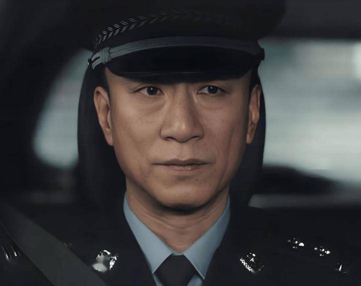 上公认的爆款,但还有一个观众期待的类型至今还没有出现,那就是公安剧