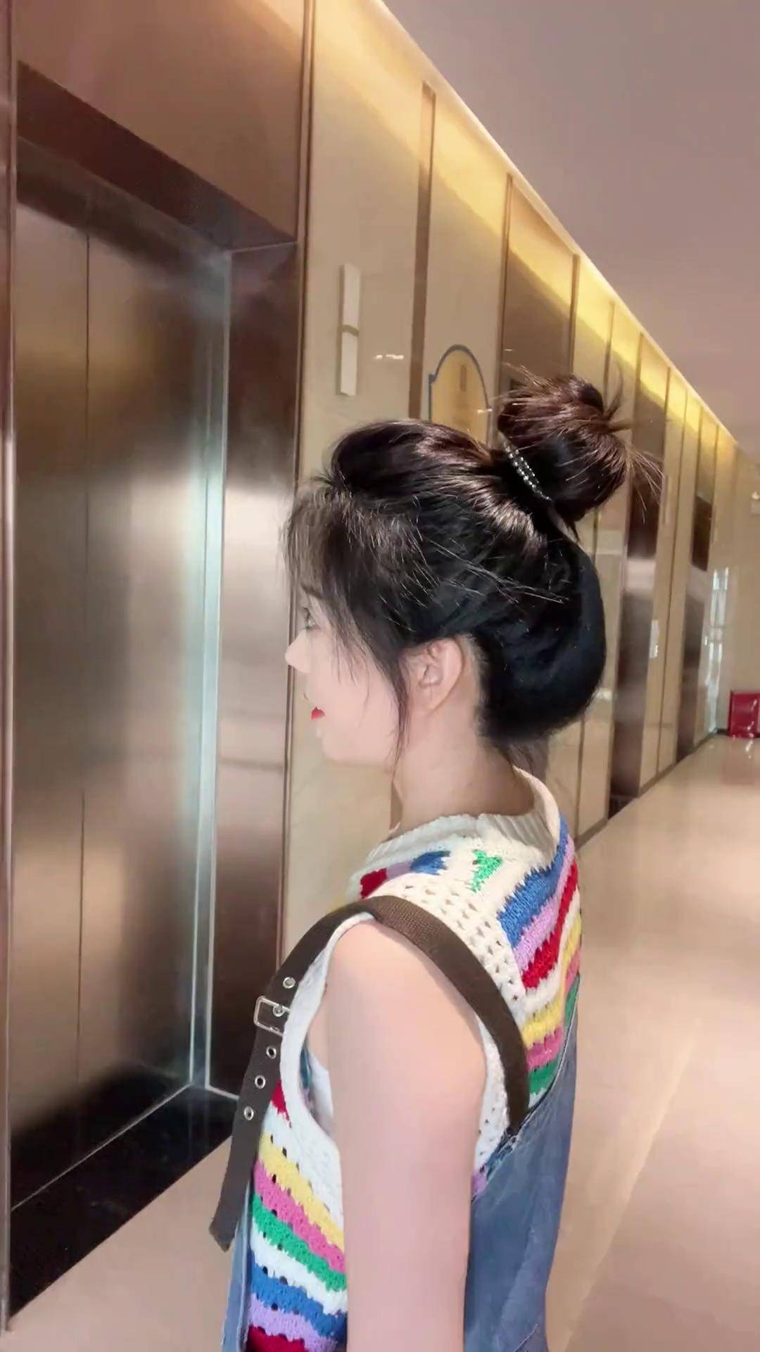 你扎的丸子头为什么蓬松又饱满?显脸小全真发高颅顶佳丽仟丝假发