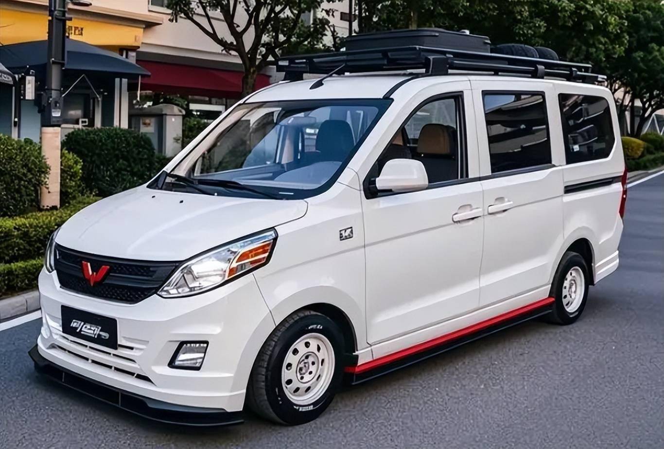 五菱宏光新车"定妆照"曝光,内置大床 四排气,你满意么