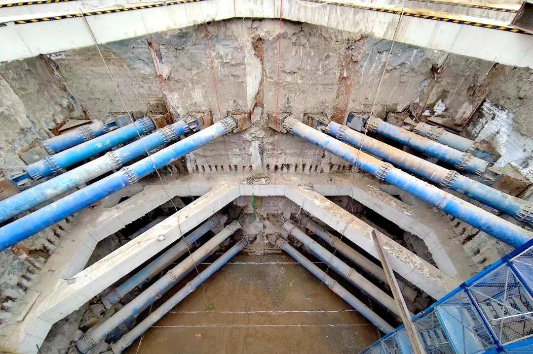 天津轨道交通b1线三标欣国区间风井主体结构圆满封顶