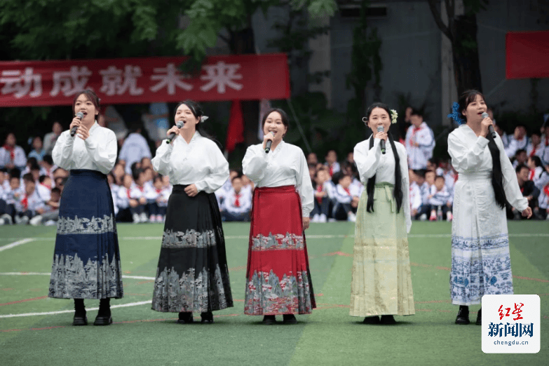 田家炳中学校花图片