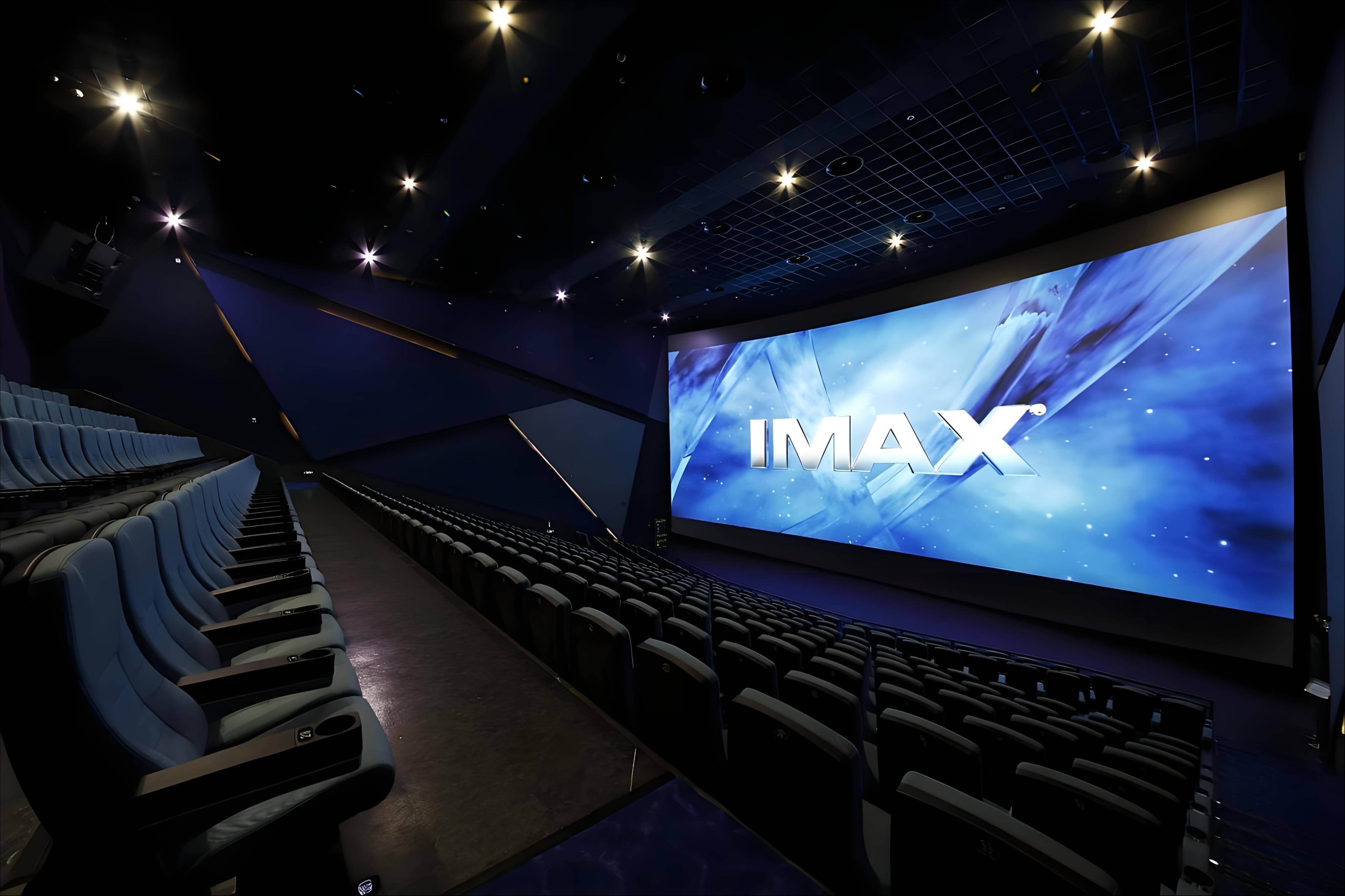 能把每一面墙都能变成IMAX？450亿市场都在为它买单(图2)