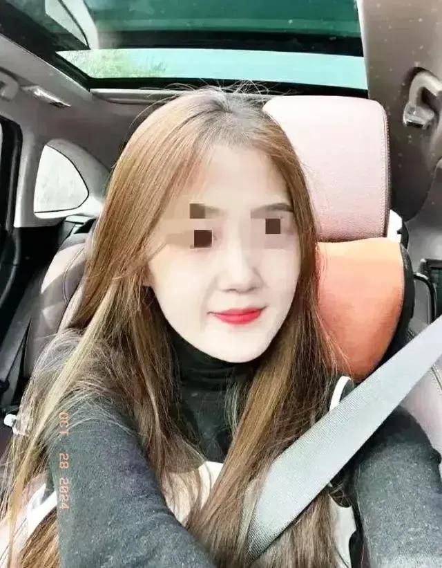 浙江女教师出轨学生后续!女教师大量私照流出,确实漂亮!