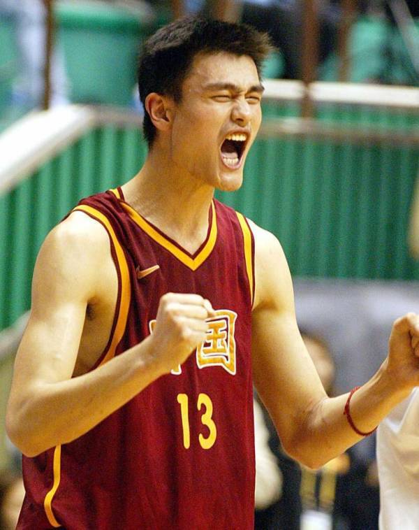 姚明辞去篮协主席职务？多方回应