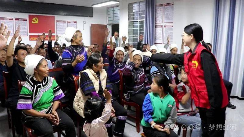 红河县"家长夜校"│宝华镇期垤村:理以言传 行以身教 守护成长每一刻