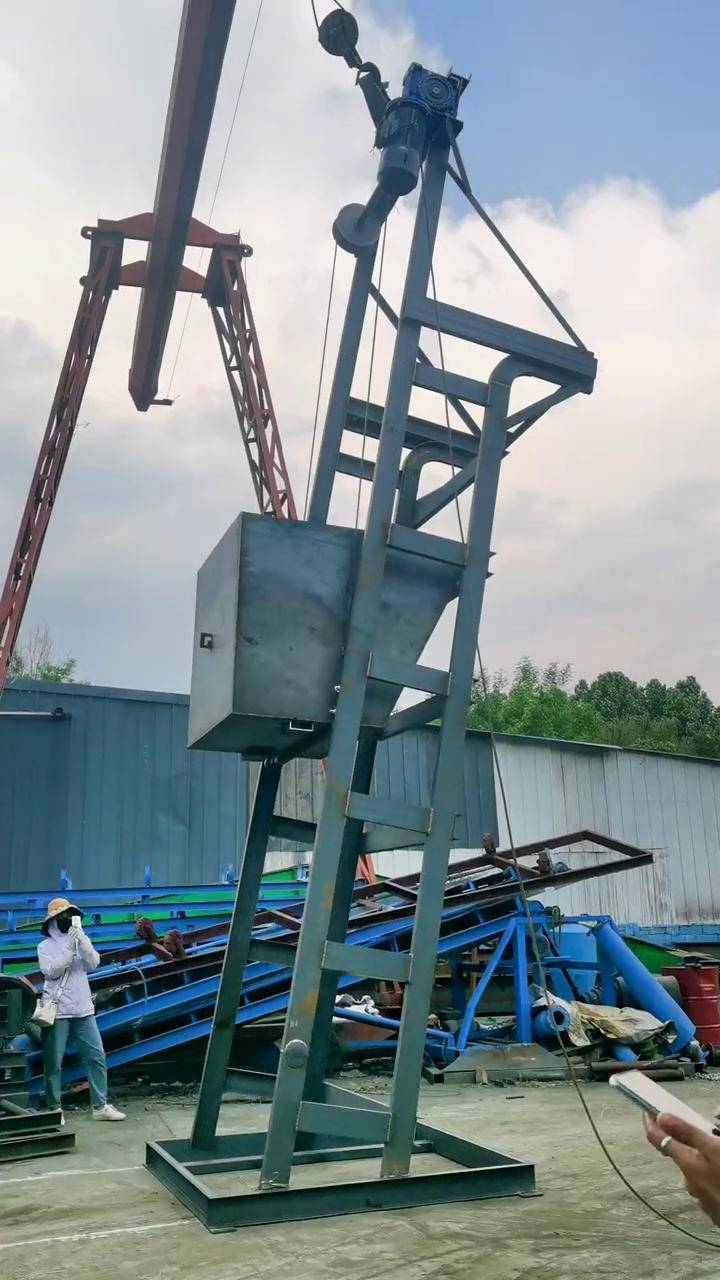 单斗提升机沙子上料机一机多用省时省力省人工送料机提升机翻斗提升机
