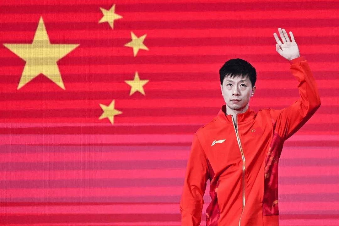 回忆巴黎奥运会,马龙说,"在场下的时候,自己有时候也会去问自己,累不