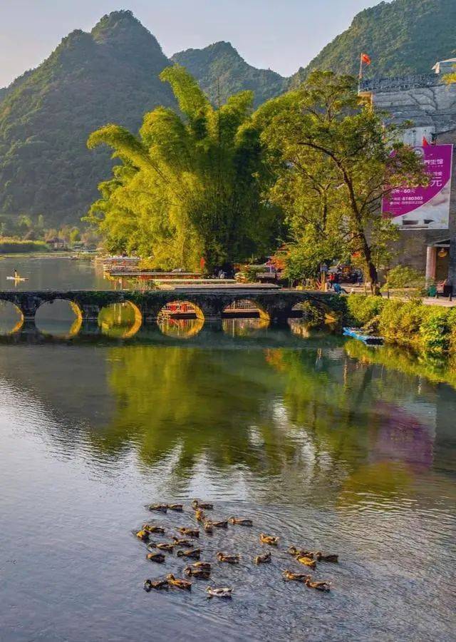 瀑布→古龙山峡谷→通灵大峡谷→旧州古镇→靖西县→渠洋湖→那坡县