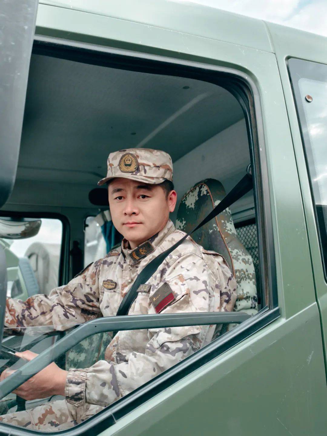 北疆兵事丨李班长,16年铆在驾驶岗位的汽车兵