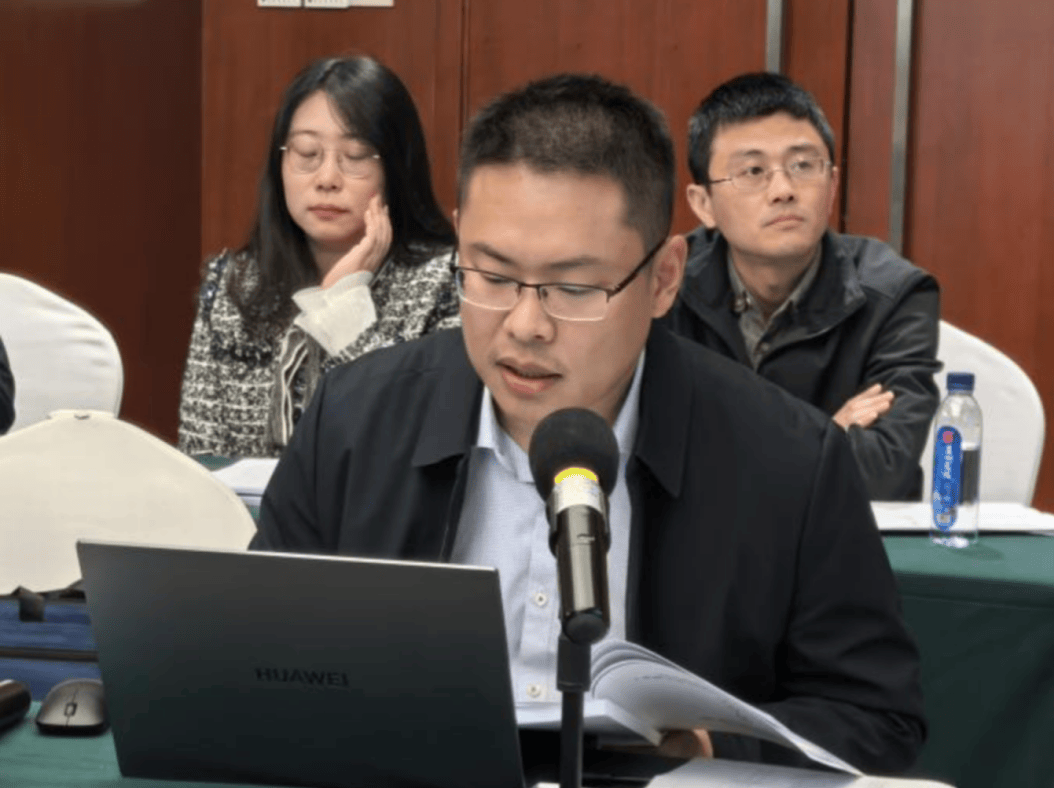 会议情况苏州市交通运输局组织召开了高铁新城快速路连接线(常熟交界