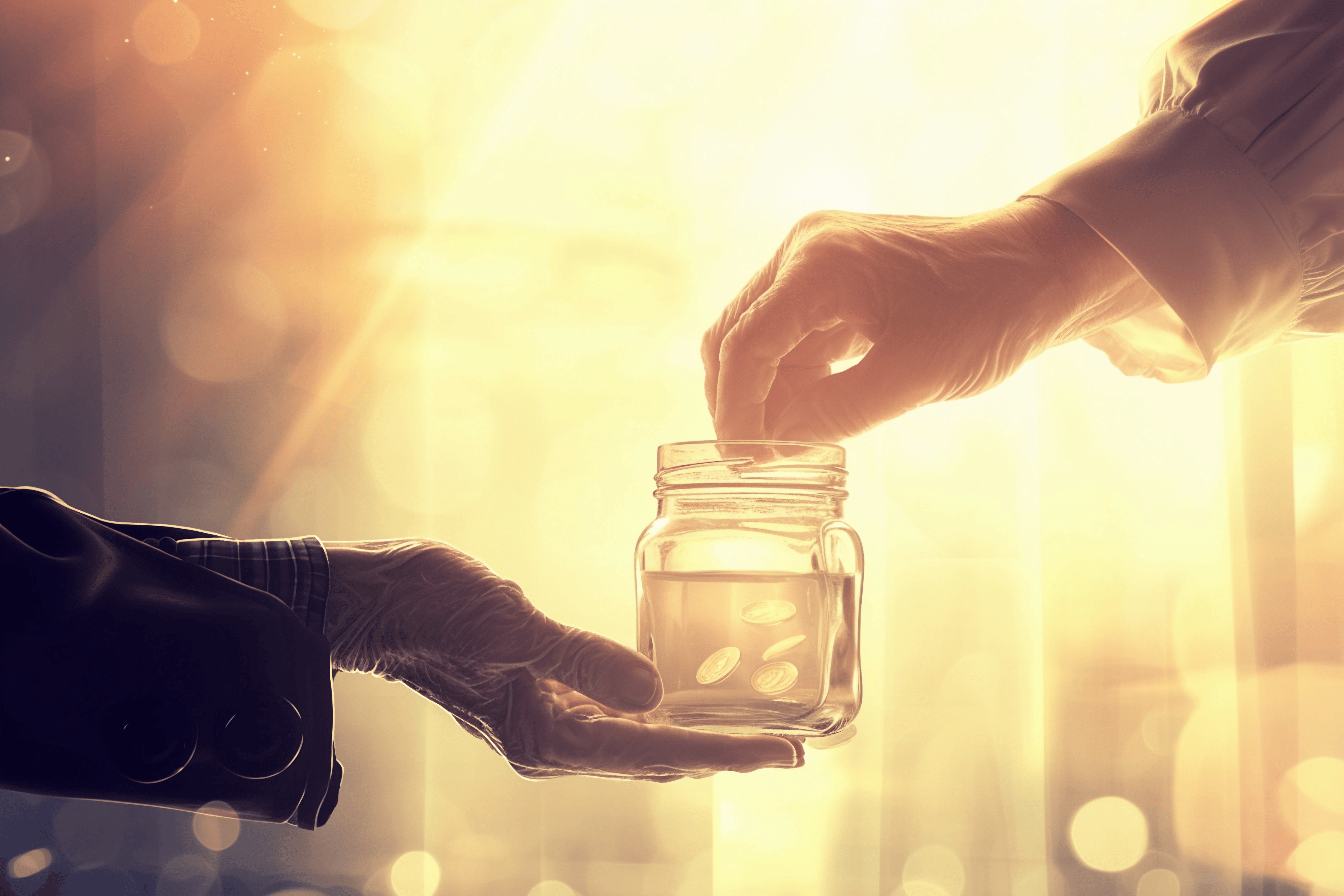 前4个月健康险保费收入达4557亿元 护理险与失能险市场潜力有望逐步释放