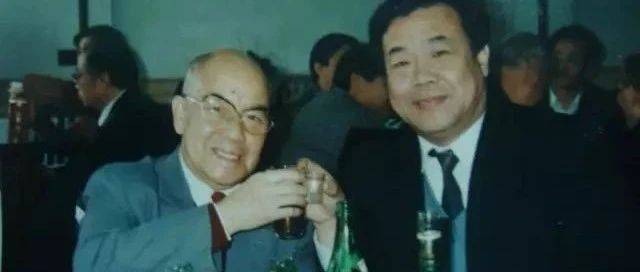 关嘉禄口述:痴迷于京剧的旗人解放后的家庭和生活_母亲_父亲_大哥