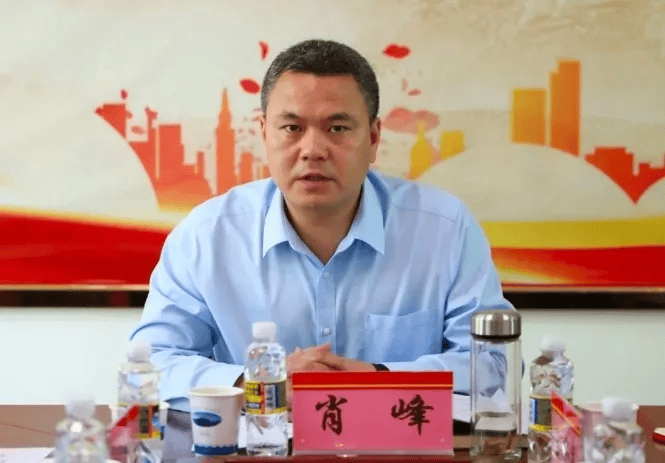 落马!他曾被实名举报,聊天记录曝光,相当露骨... 落马!他曾被实名举报,聊天记录曝光,相当露骨...