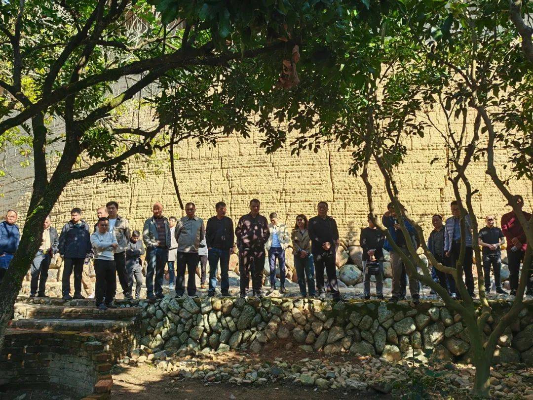 【三比一看】平和崎岭:观摩人居环境 建设和美乡村