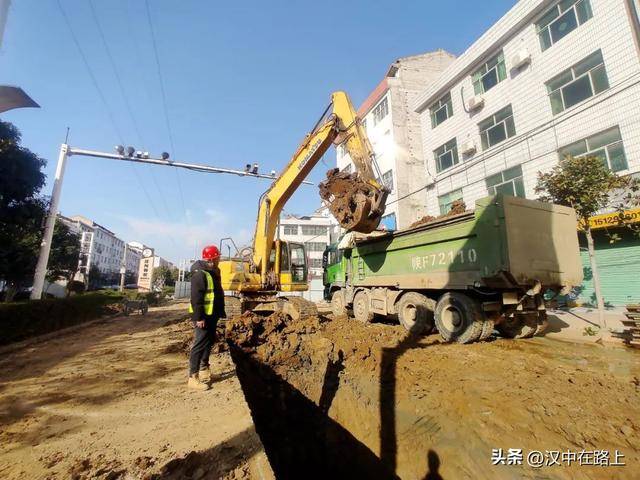 洋县城区北环路封闭施工,预计12月底结束!