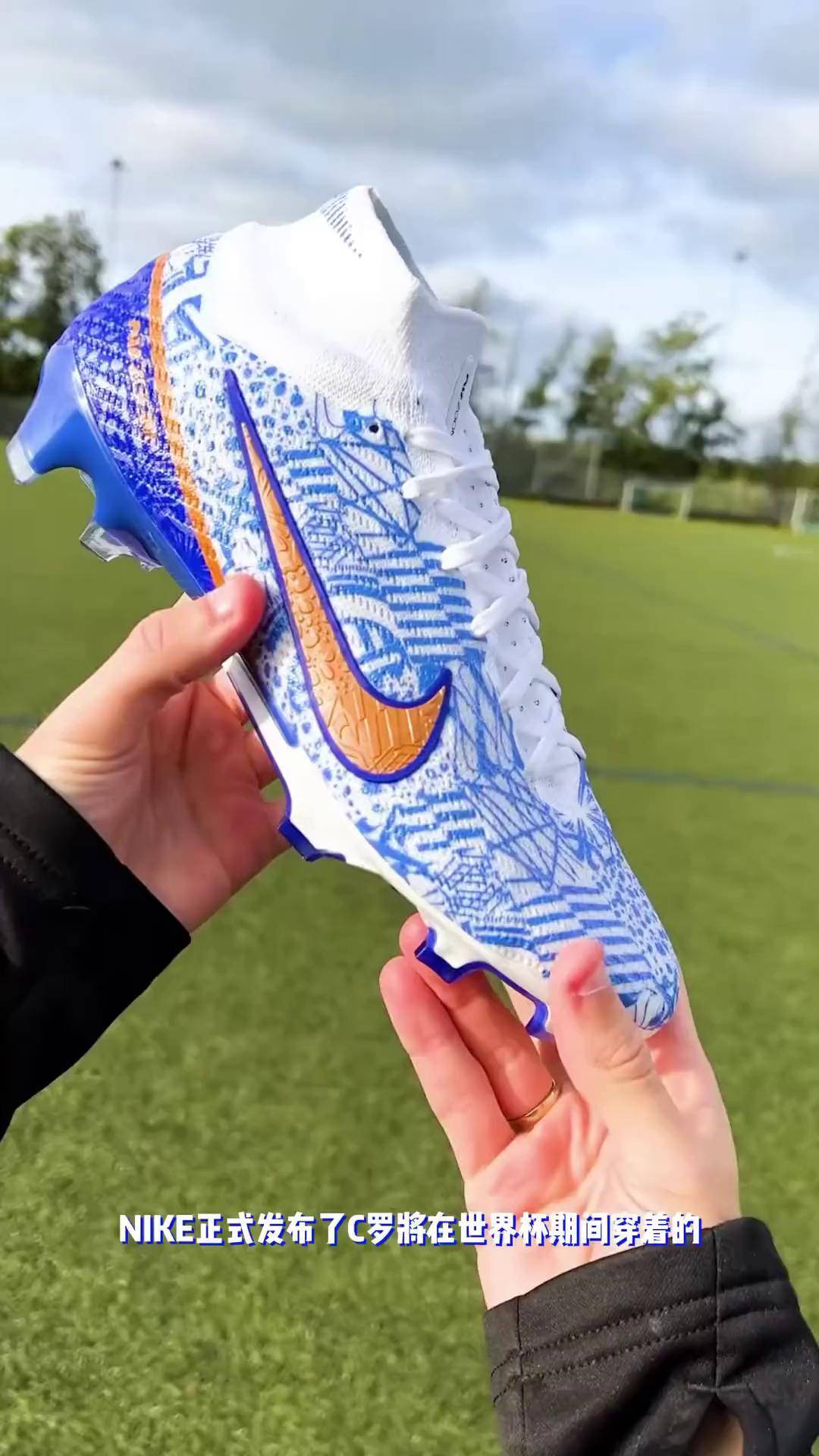 足球 c罗 足球鞋 cr7