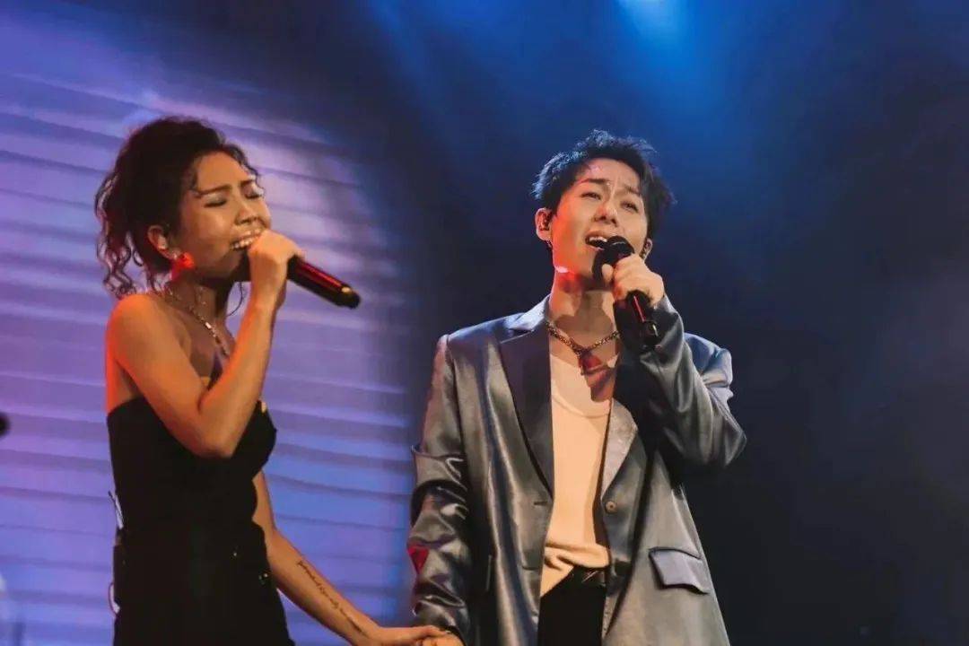 从粉丝到巨星!作为陶喆亲传弟子、华语R&B最低调的神,他到底有多传奇?_丁世光_音乐_demo