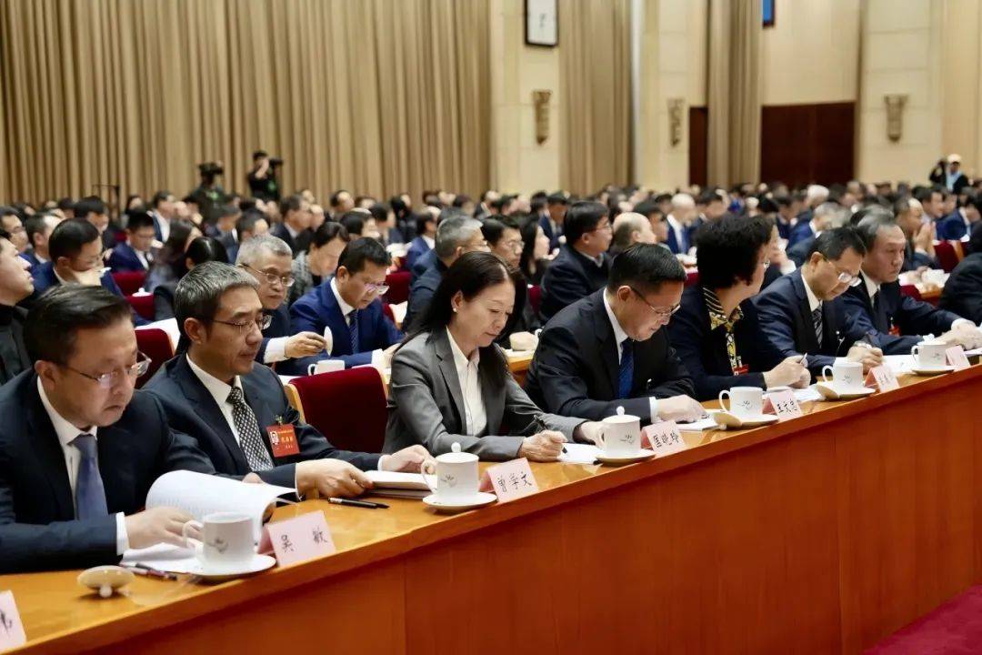 全国农业农村厅局长会议在京召开