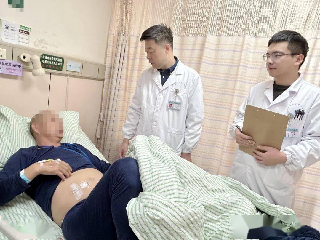 无影灯下的"生命守护" !高难度普外手术突破生命禁区