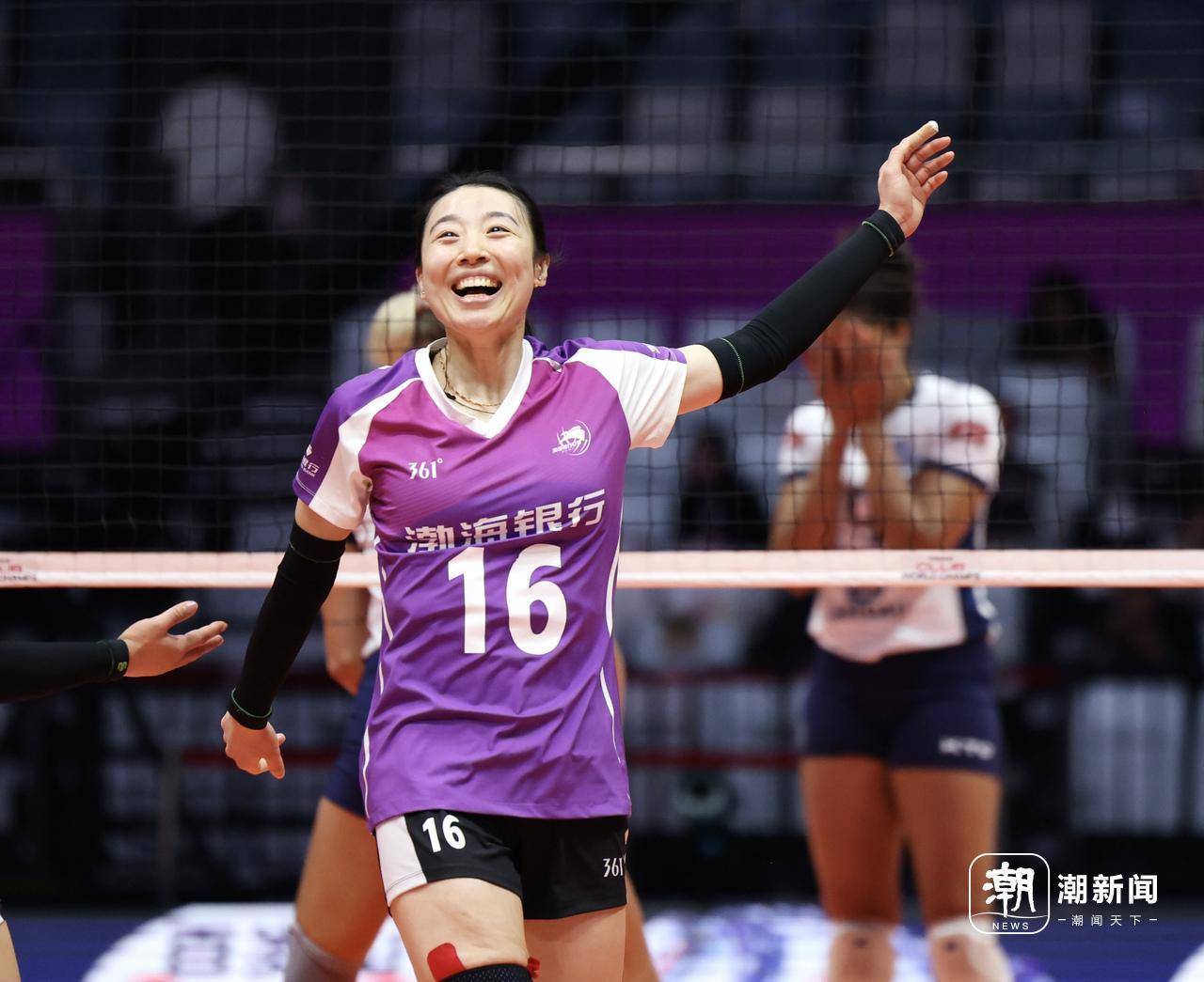 又是3-0，女排世俱杯天津队小组赛三战全胜昂首晋级
