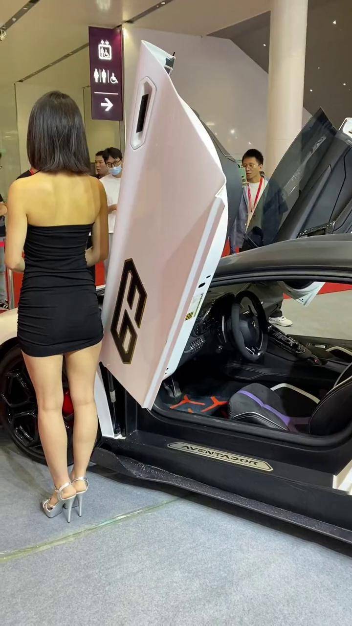 兰博基尼 合金车模 大学生 桌搭 送男朋友礼物清单