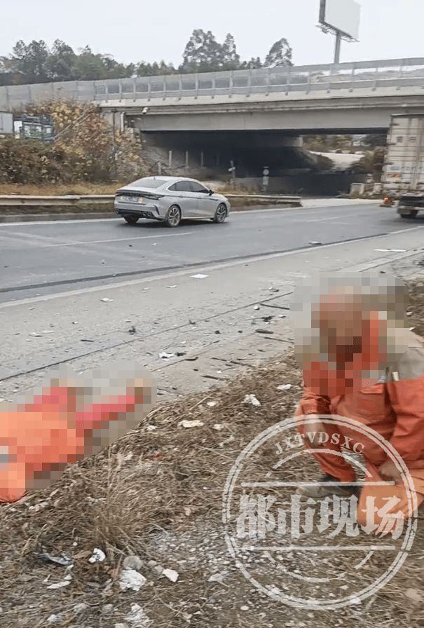 广西发生一起车祸致2死2伤,当地消防最新披露