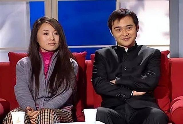 他长得帅，演技好，不顾一切娶大15岁妻恩爱至今，没生孩子也幸福