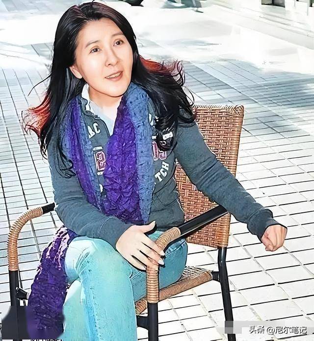 演员李丽凤:曾卖房为父治病,后患癌去世,一生无子晚年凄凉