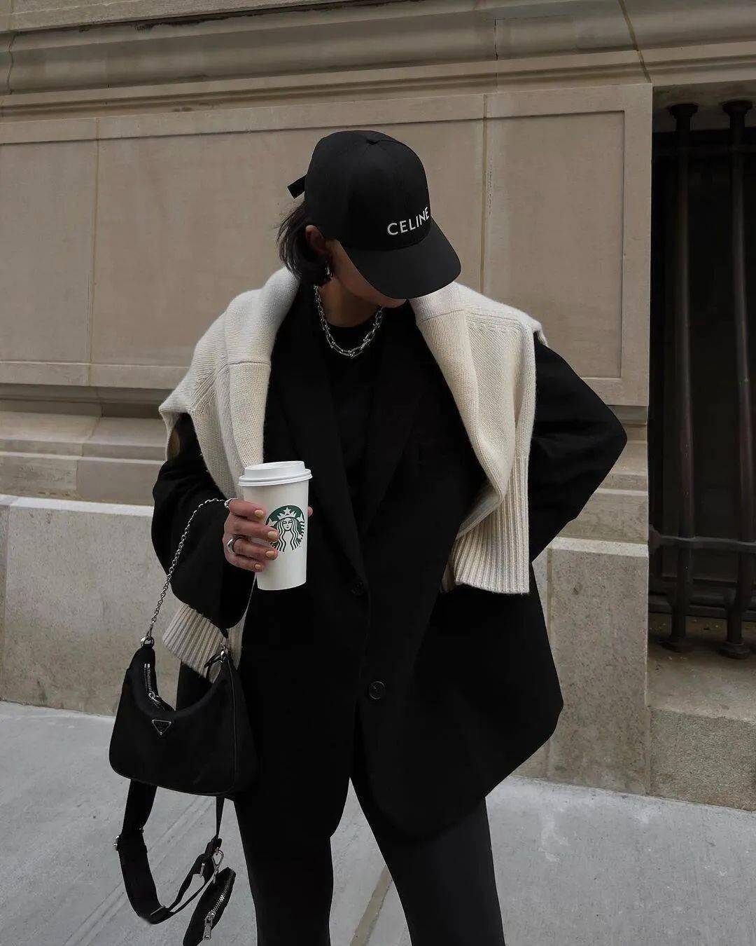 经典黑白灰穿搭,永不过时的高级
